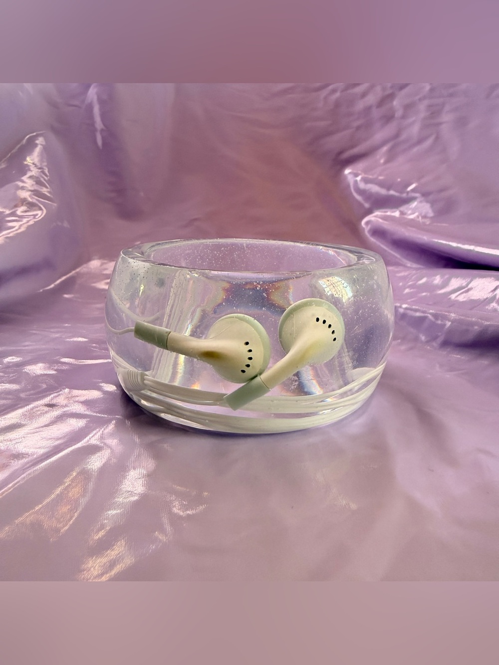 Earbud chunky bangle